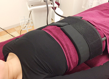 インパクトウェーブを体験している女性